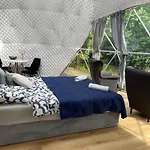 Borowy Glamp Wiecej Niz * Mecikal