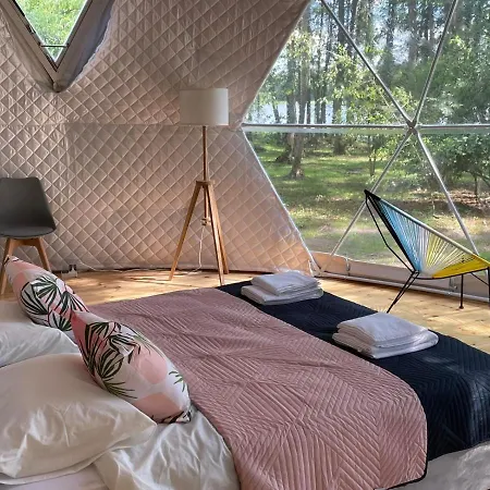 Kamp alanı Borowy Glamp Wiecej Niz Mecikal