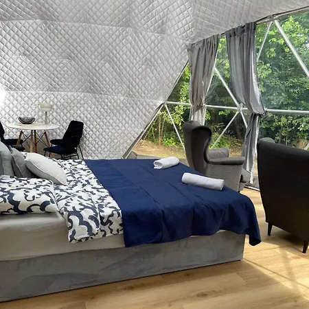 Borowy Glamp Wiecej Niz * Mecikal