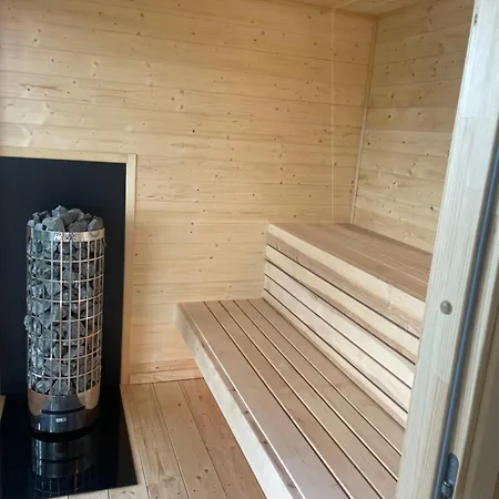 Borowy Glamp Wiecej Niz Luxury tent Mecikal