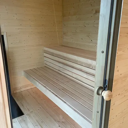 Borowy Glamp Wiecej Niz *