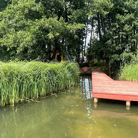 Borowy Glamp Wiecej Niz Kamp alanı